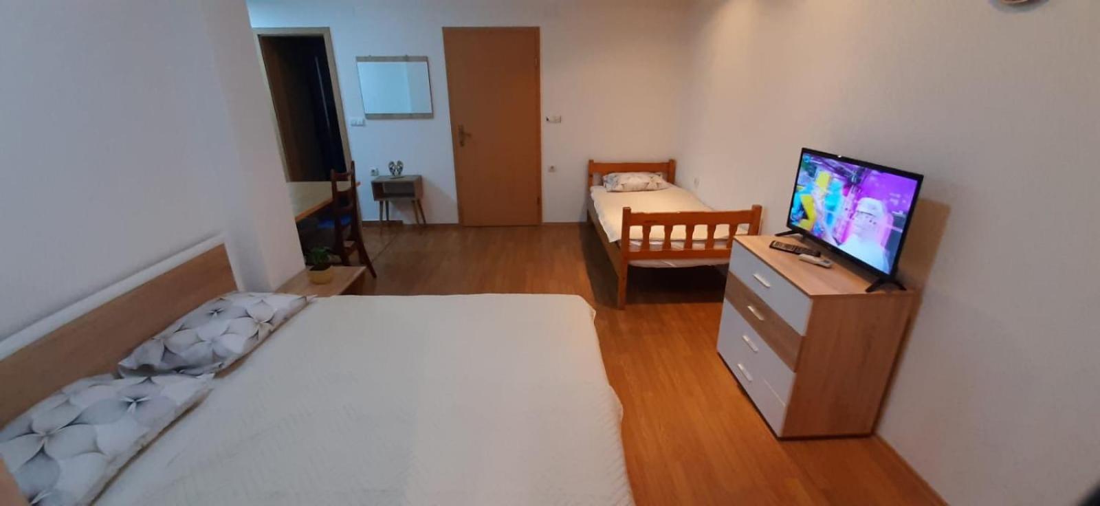 Apartment Riki 3 Near Bus Station Οχρίδα Δωμάτιο φωτογραφία