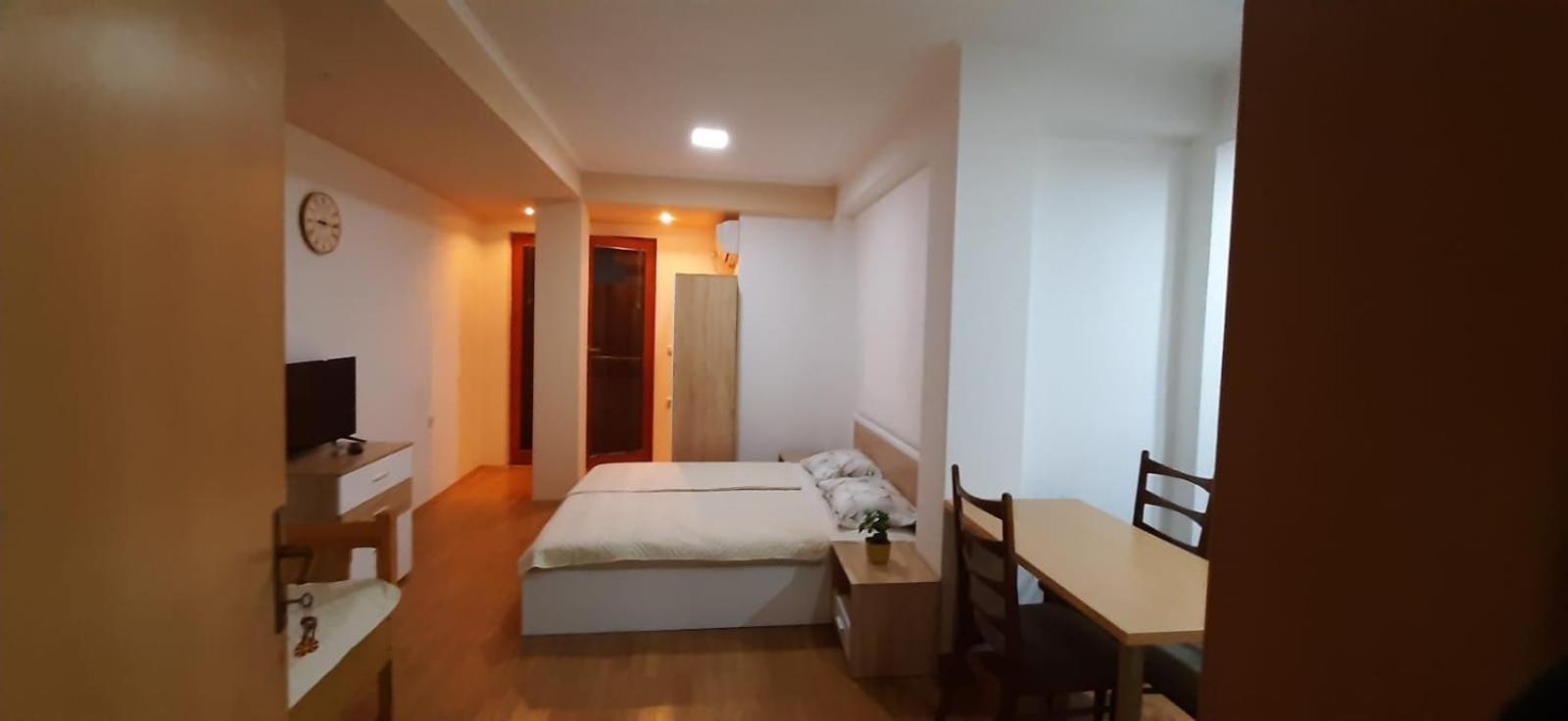 Apartment Riki 3 Near Bus Station Οχρίδα Δωμάτιο φωτογραφία